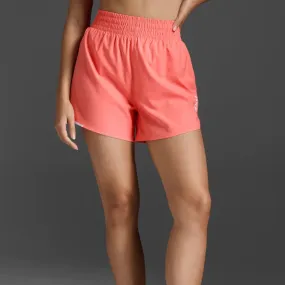 2XU Aero Hi-Rise 4 Inch Shorts | Pink Glow / White Reflective | Womens