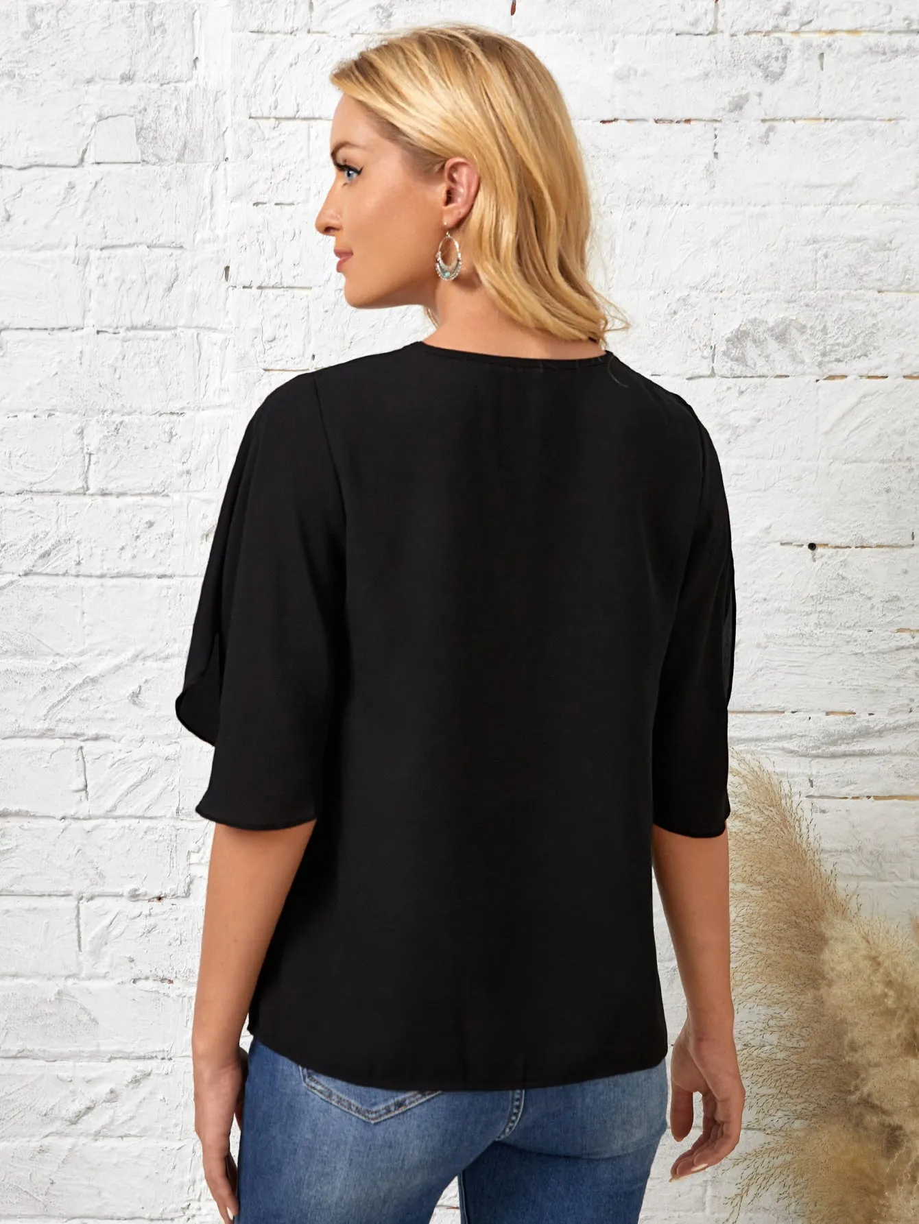 Elegant Plain Split Half Sleeve Keyhole Neckline Regular Blouse