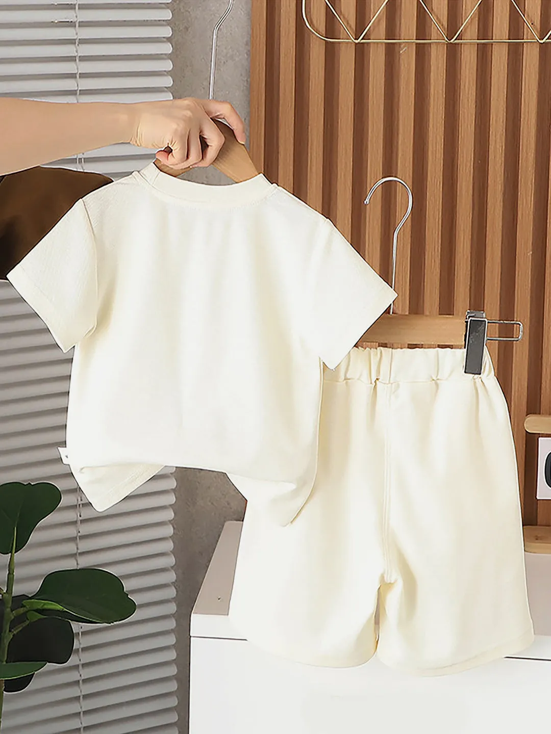 Little Surprise Box, Cream Doggy Paw 2pcs Shorts set for Toddlers and Kids
