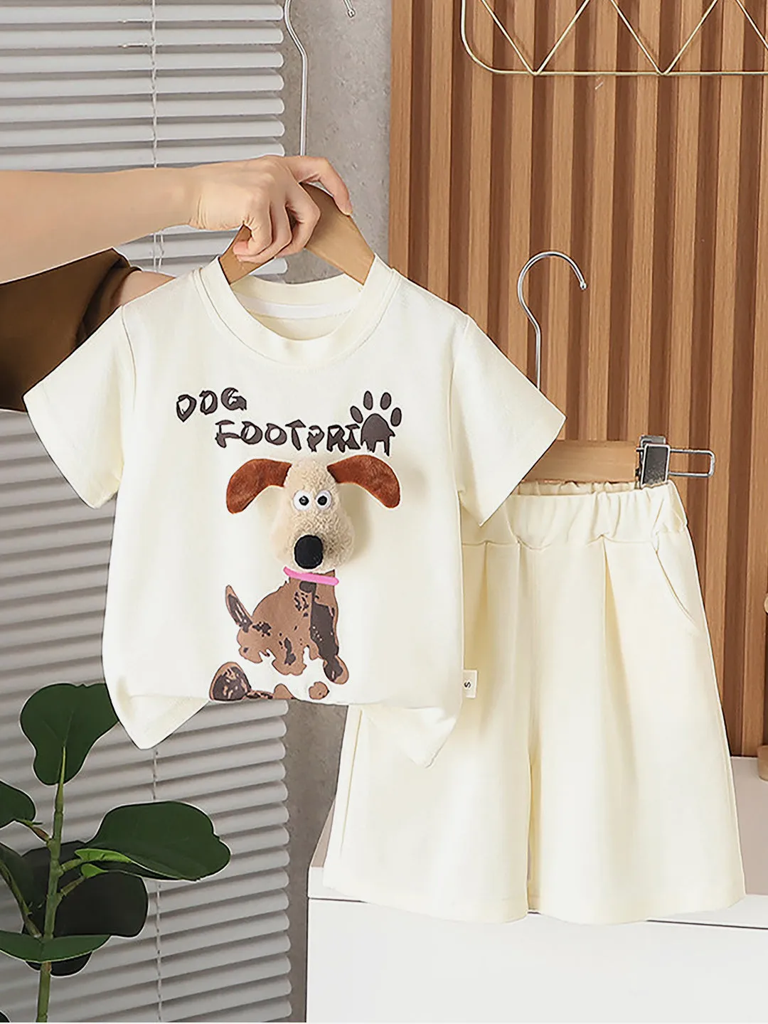 Little Surprise Box, Cream Doggy Paw 2pcs Shorts set for Toddlers and Kids