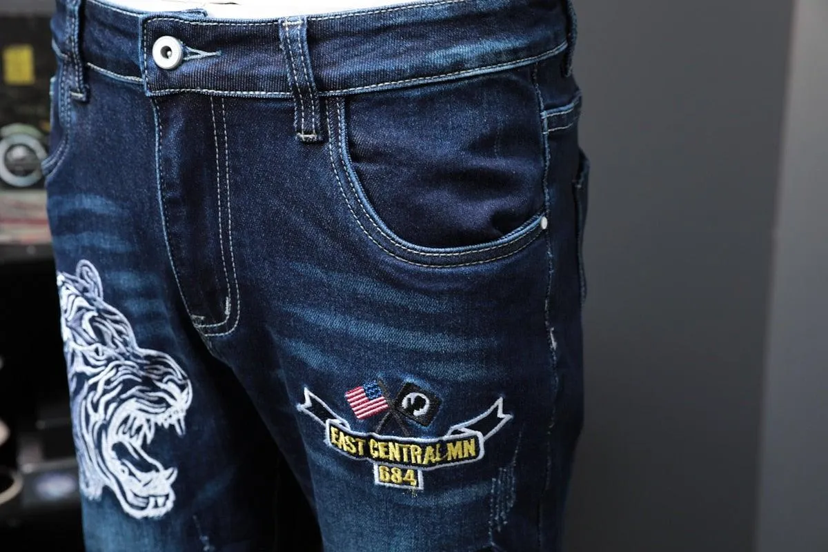 Men's Autumn Patchwork Tiger Embroidery Jeans