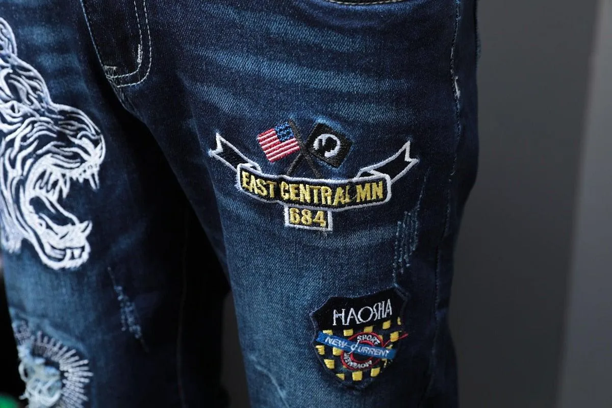 Men's Autumn Patchwork Tiger Embroidery Jeans