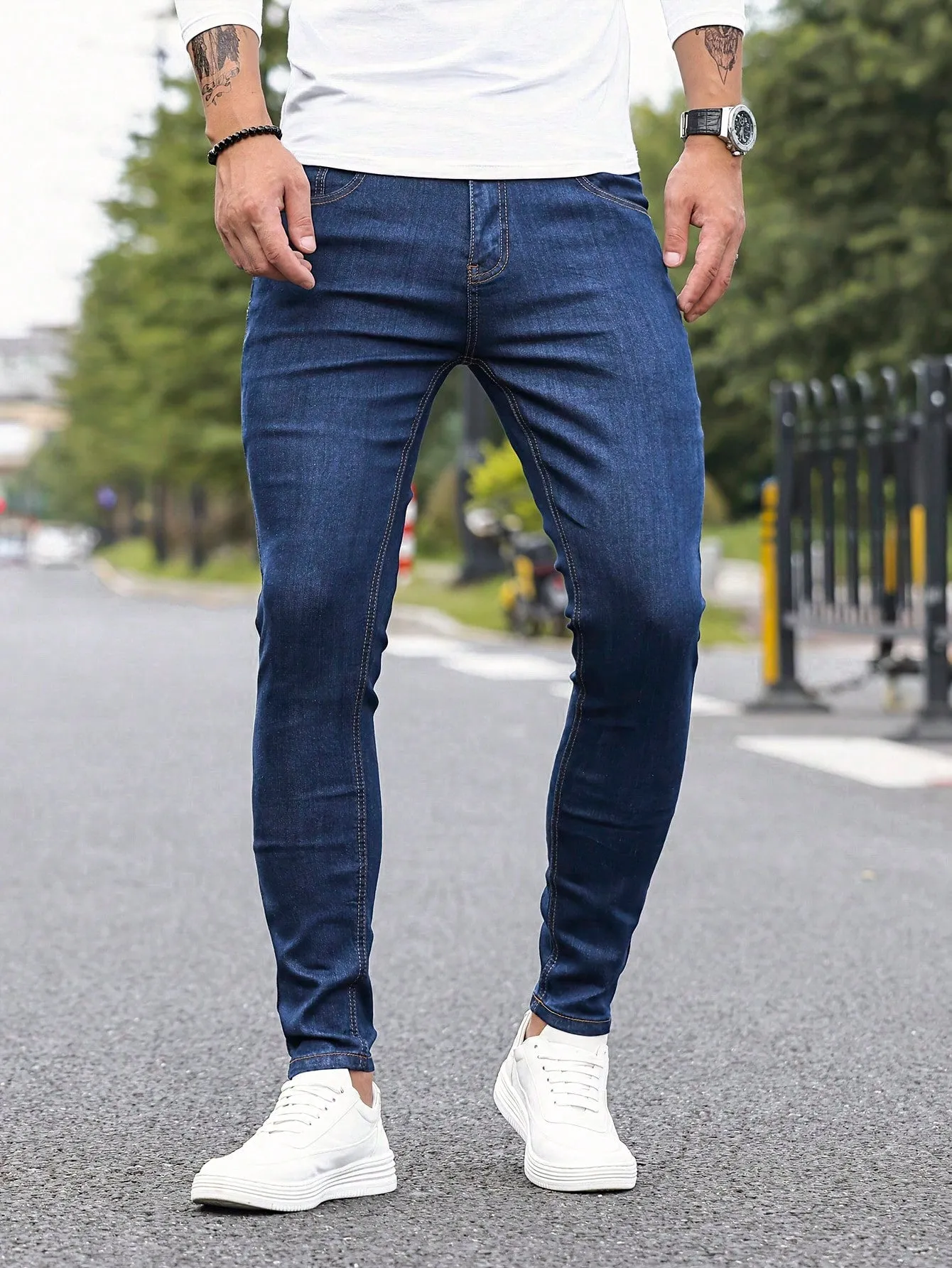Men's Solid Color Stretch Slim Fit Jeans Fashionable And Versatile