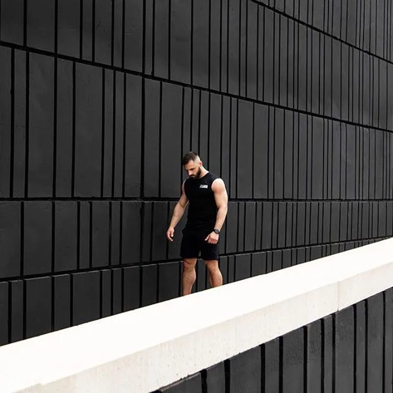 Muscle Fitness Sleeveless Basketball Tops Europe Breathable Trendy Sporty Casual Slim Look Men Tank Top