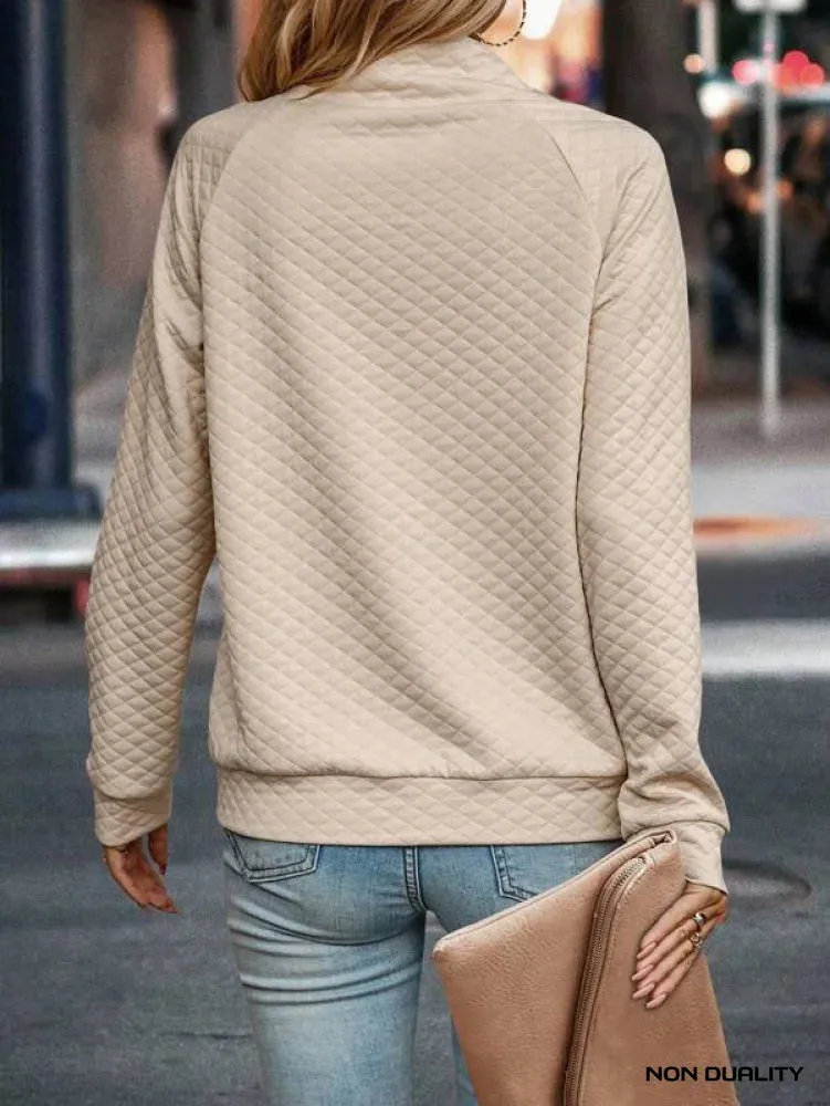 Non Duality | Buttoned Collar Sweater