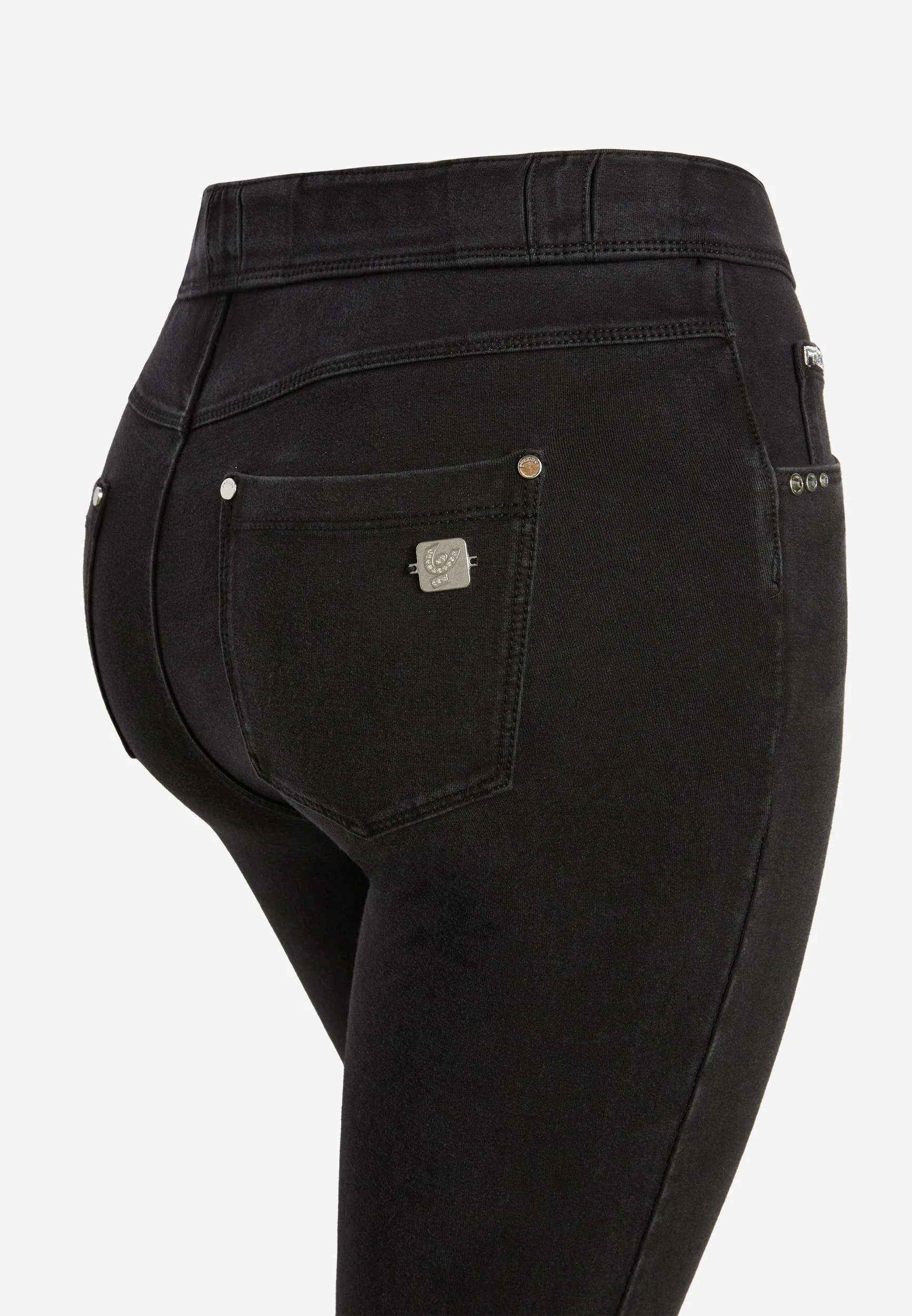 (NOW1MC002ORG-J7N) N.O.W.® Mid Waist met Knoopsluiting