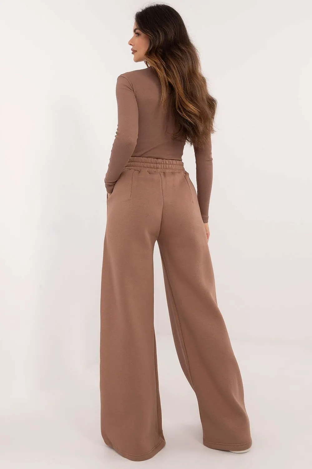 Snug & Stylish High-Rise Ensemble